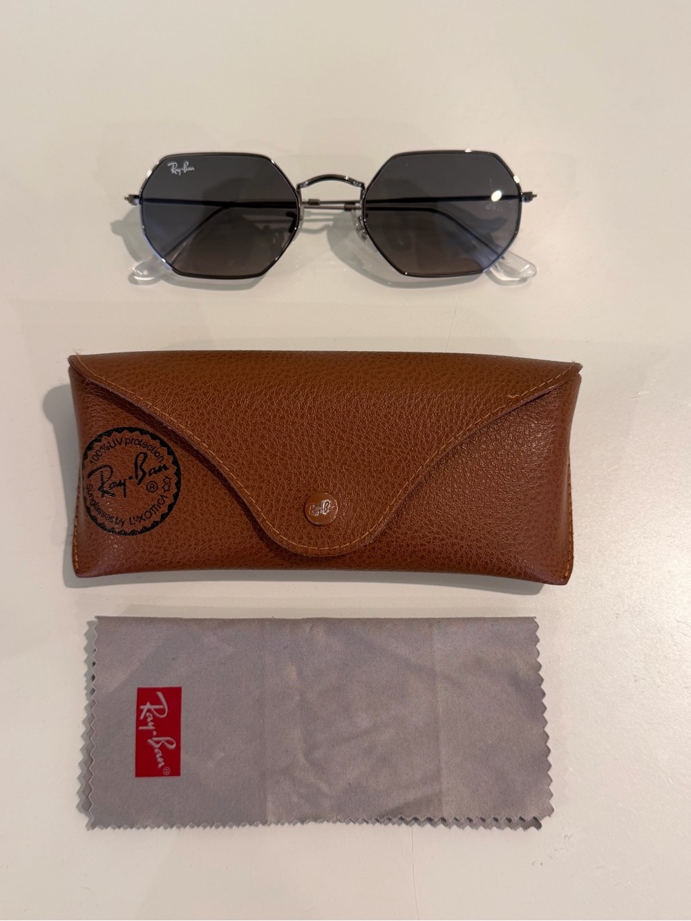 Ray-Ban Hexagonal Metal Sunglasses with Black Lenses and Silver Frame